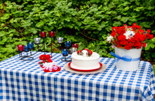 Load image into Gallery viewer, 60 X 126 in. Rectangular Tablecloth Checkered (4 Colors)