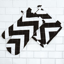 Load image into Gallery viewer, Chevron Cotton Oven Mitt / Pot Holder Set 4 Pack (8 Colors)