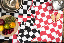 Load image into Gallery viewer, Checker Board Cotton Oven Mitt/ Pot Holder Set 4 Pack