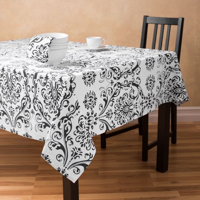 60 X 126 in. Rectangular Black On White Damask Cotton Tablecloth