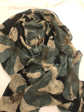 Load image into Gallery viewer, Magnolia Ensemble Scarf Aqua/Blue
